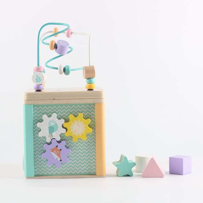 Multifunctional cube educational toy