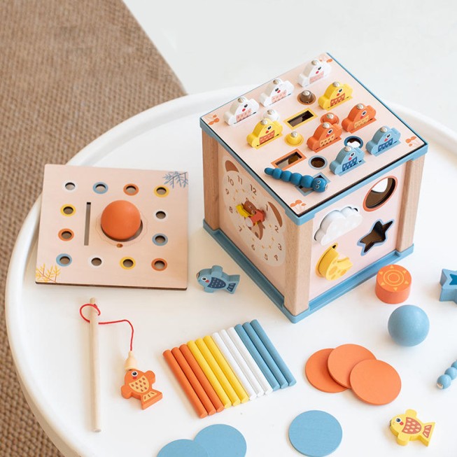 Cube-shaped multi-functional educational toy
