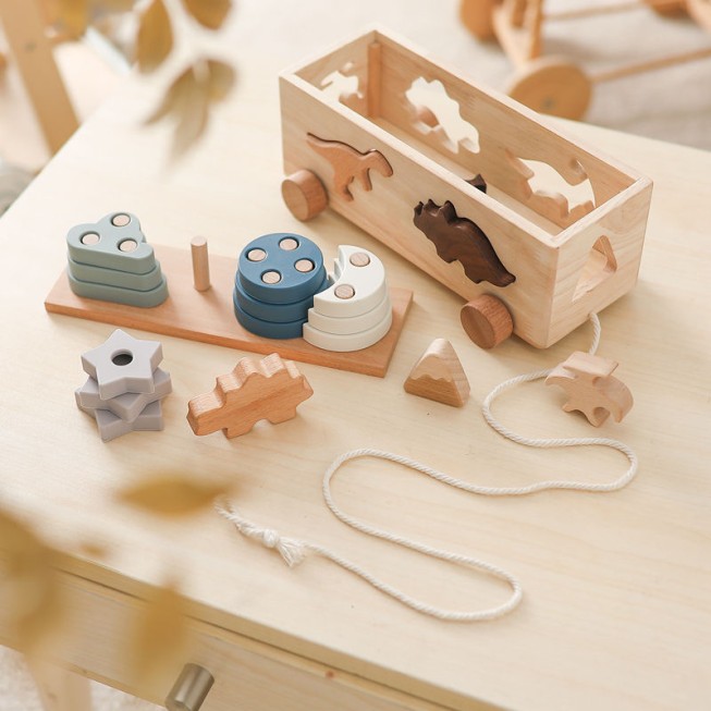 Dinosaur-themed multi-functional educational toy car