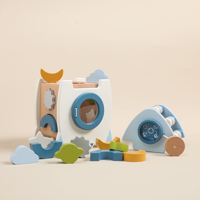 Rocket-shaped multi-functional educational toy