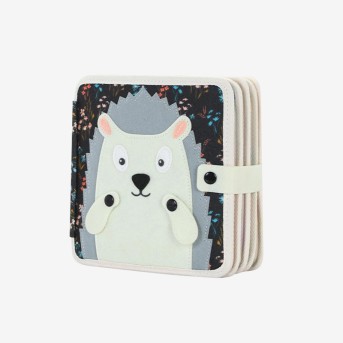 Durable and safe children's felt activity board