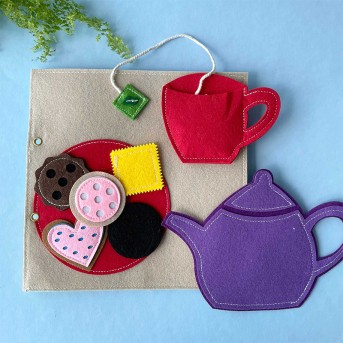 Lightweight educational children's felt activity board